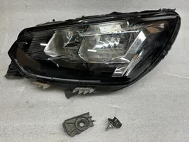 Peugeot 208 Faro/fanale 9823193980