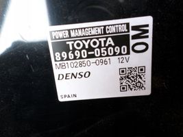 Toyota Avensis T270 Calculateur moteur ECU 8969005090