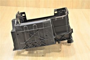 Renault Laguna III Hybrid/electric vehicle battery tray S197