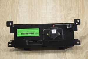 Chevrolet Captiva Tailgate/trunk/boot open switch S81