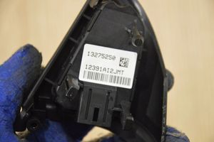 Chevrolet Orlando Tailgate/trunk/boot open switch S132