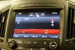 Opel Insignia A Stacja multimedialna GPS / CD / DVD S204