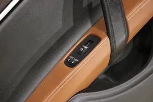 Maserati Ghibli Liukuoven verhoilu 