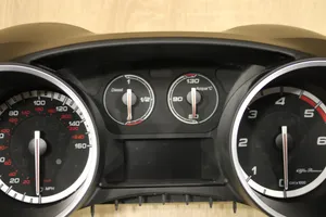 Alfa Romeo Giulietta Compteur de vitesse tableau de bord 
