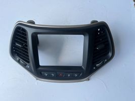 Jeep Cherokee Przycisk świateł awaryjnych P68143781AB