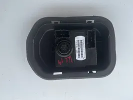 Jeep Cherokee Unidad de control/módulo del maletero/compartimiento de carga 68366423AC