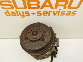 Subaru Legacy Compresseur de climatisation 73110AE050