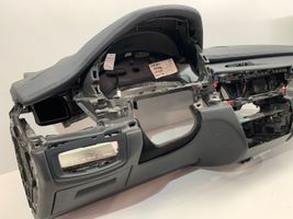 BMW X6 F16 Panelė 