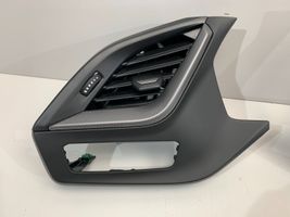 BMW 2 F44 Griglia di ventilazione centrale cruscotto 