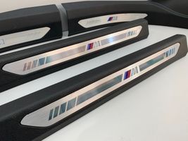 BMW X6M G06 F96 Foot area side trim 