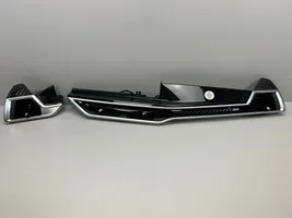 BMW X5 G05 Centrinės oro grotelės 