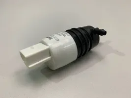 BMW X5 G05 Windscreen/windshield washer pump 8736998