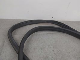 Opel Astra H Rear door rubber seal (on body) 