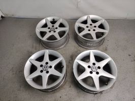 Volkswagen Golf IV Felgi aluminiowe R15 