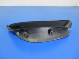 Renault Clio III Garniture de hayon 8200325413