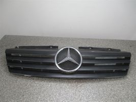 Mercedes-Benz Vaneo W414 Grille calandre supérieure de pare-chocs avant 