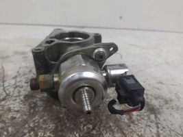 Volkswagen PASSAT CC Vacuum pump 06H127025K