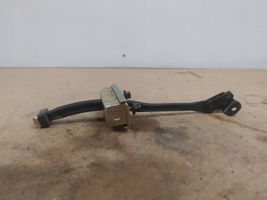 Jeep Cherokee Zawias klapy tylnej bagażnika 553601