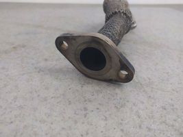 Volkswagen PASSAT B4 Tuyau de raccordement solide EGR 028131521R