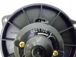 Toyota Yaris Pečiuko ventiliatorius/ putikas 194000-0821