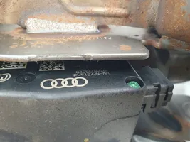 Audi A4 S4 B8 8K Ohjauspyörän akseli 