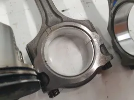 Mazda 3 II Piston 