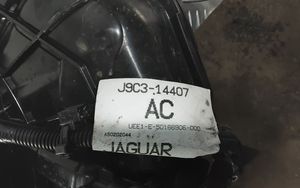 Jaguar E-Pace Réservoir de fluide AdBlue J9C314407