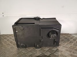 Ford Kuga II Vassoio scatola della batteria AM5110723AF