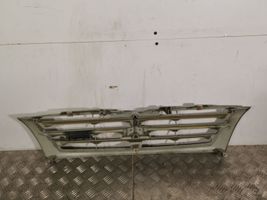 Mitsubishi Pajero Grille de calandre avant 