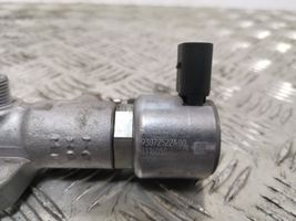 Infiniti QX30 Kraftstoffverteiler Einspritzleiste Verteilerrohr A6510700700