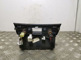 Hyundai Tucson TL Compartimiento/consola central del panel 84631D7500