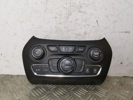 Jeep Cherokee Gaisa kondicioniera / klimata kontroles / salona apsildes vadības bloks (salonā) 68293527AA