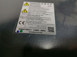 Mitsubishi Outlander Chargeur batterie (en option) W005T70271