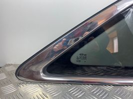 KIA Sorento Fenêtre latérale avant / vitre triangulaire 