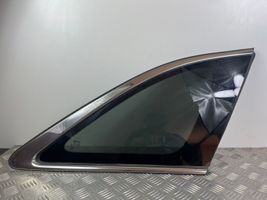 KIA Sorento Fenêtre latérale avant / vitre triangulaire 