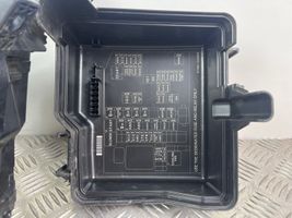 KIA Sorento Fuse module 