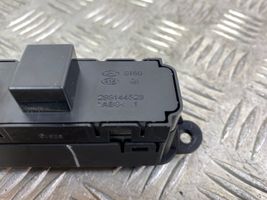 KIA Sorento Schalter Tankdeckel Tankklappe Tankentriegelung 299144528