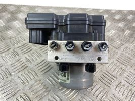 Hyundai Santa Fe ABS-pumppu 6158943200