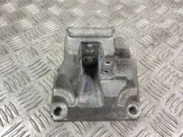 Hyundai Santa Fe Supporto di montaggio scatola del cambio W114G650