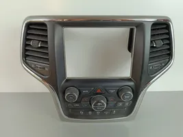 Jeep Grand Cherokee Konsola środkowa / Radio / GPS 68333939AA