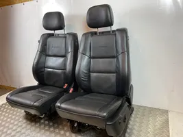Jeep Grand Cherokee Fotele / Kanapa / Komplet 