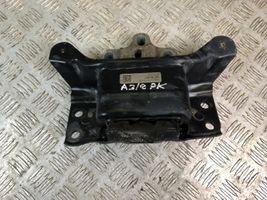 Audi A3 S3 8V Wspornik / Mocowanie silnika 5Q0199555T