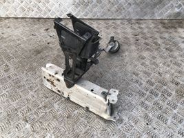 BMW 2 F22 F23 Halterung für Nebelscheinwerfer 7266195