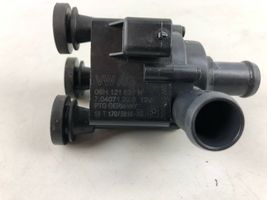 Audi A5 Pompe à eau de liquide de refroidissement 06H121601N