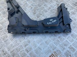 Seat Leon IV Staffa angolare del supporto di montaggio del paraurti 5F9807376