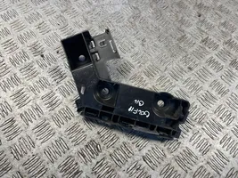 Volkswagen Golf VIII Support de pare-chocs arrière 5H6807393