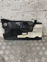 BMW X5 E70 Panelės apdailos skydas (apatinis) 7161786