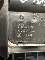 Volkswagen Polo V 6R Moteur / actionneur de volet de climatisation 0132801357