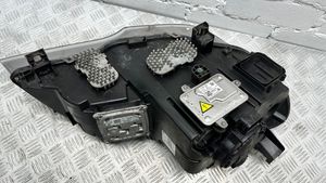 BMW X5 E70 Lampa przednia 7221893