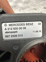 Mercedes-Benz E W212 Lämmittimen puhallin A2128300008